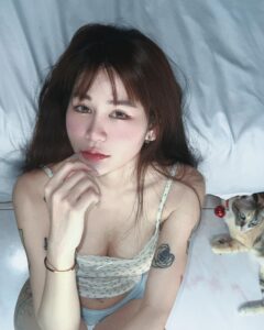 Accpeachyy 04