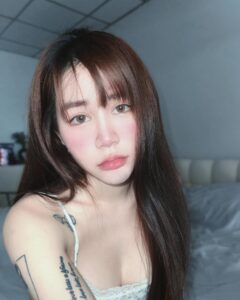 Accpeachyy 06